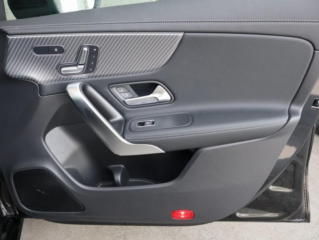 new 2025 Mercedes-Benz CLA 250 car, priced at $50,395