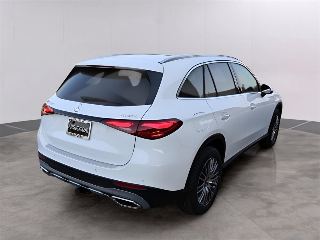 new 2025 Mercedes-Benz GLC 300 car, priced at $59,415