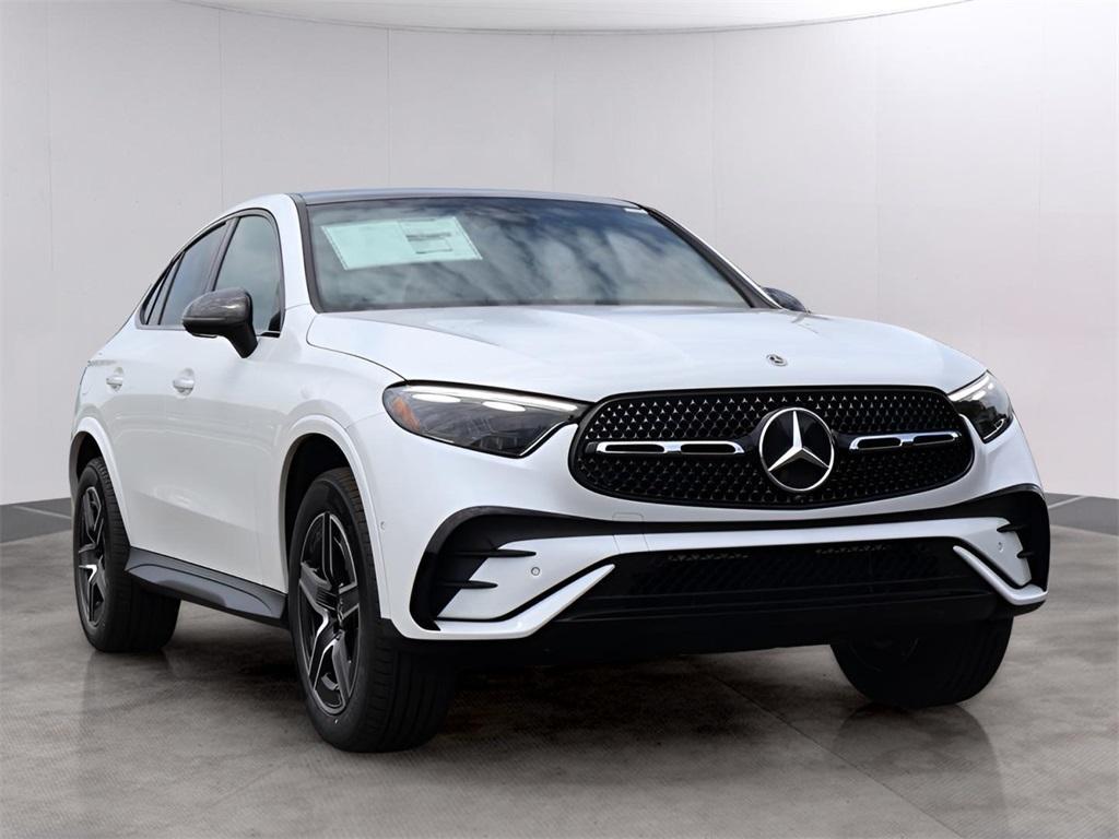new 2025 Mercedes-Benz GLC 300 car, priced at $70,415