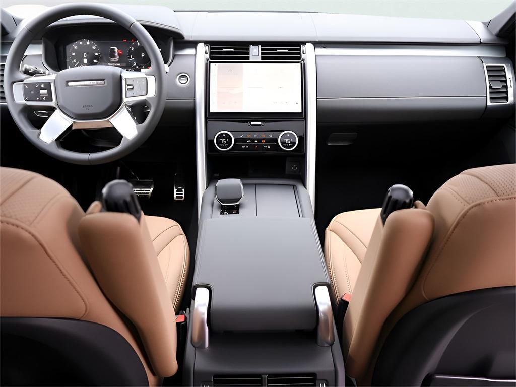 used 2025 Land Rover Discovery car, priced at $77,977