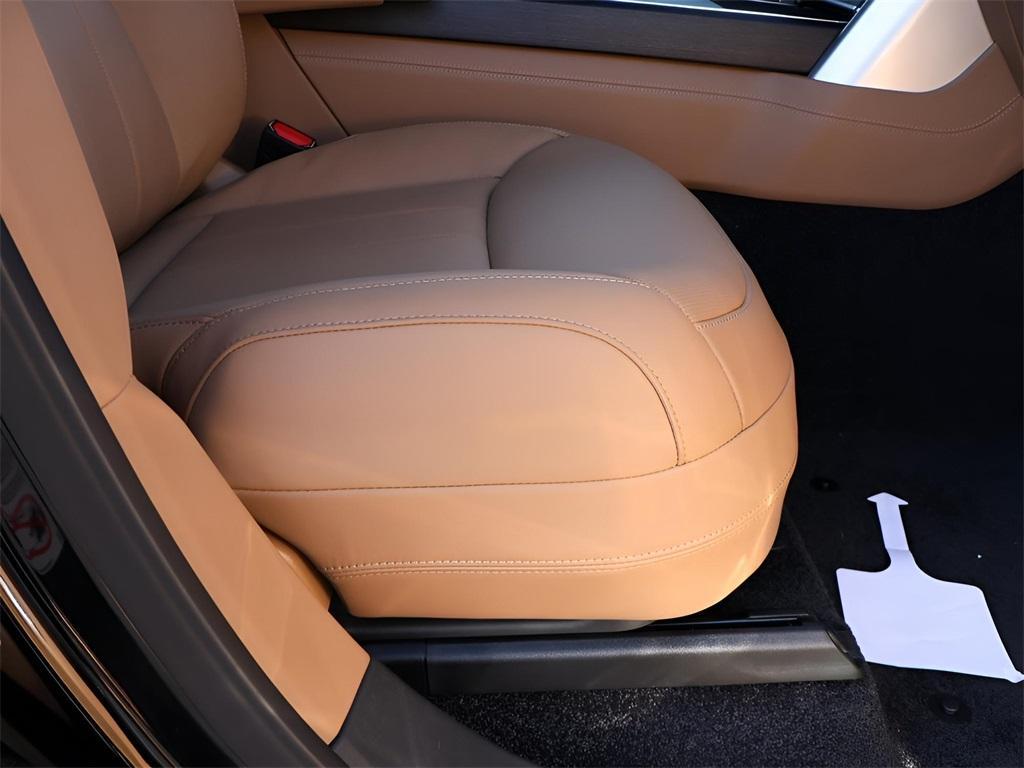 new 2025 Land Rover Range Rover car, priced at $142,930