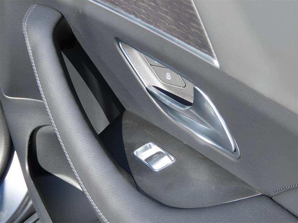 new 2025 Mercedes-Benz GLS 450 car