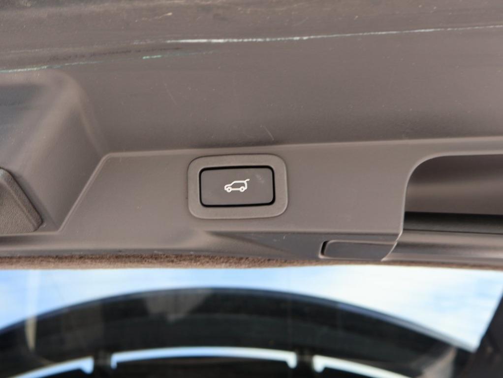 used 2019 Land Rover Range Rover Sport car, priced at $36,977