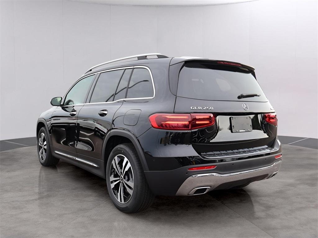 new 2025 Mercedes-Benz GLB 250 car, priced at $49,595