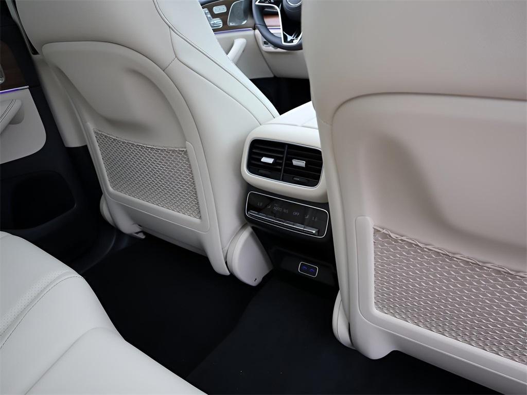 new 2026 Mercedes-Benz GLE 450e car, priced at $85,810