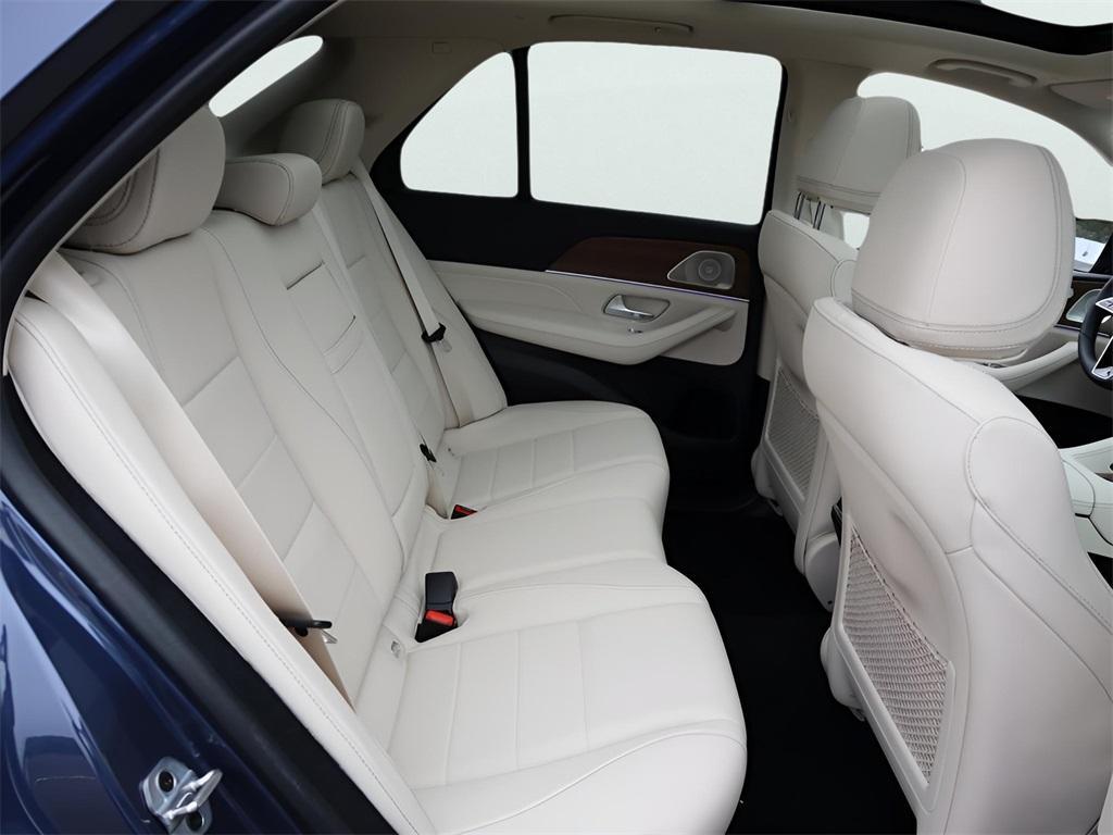 new 2026 Mercedes-Benz GLE 450e car, priced at $85,810