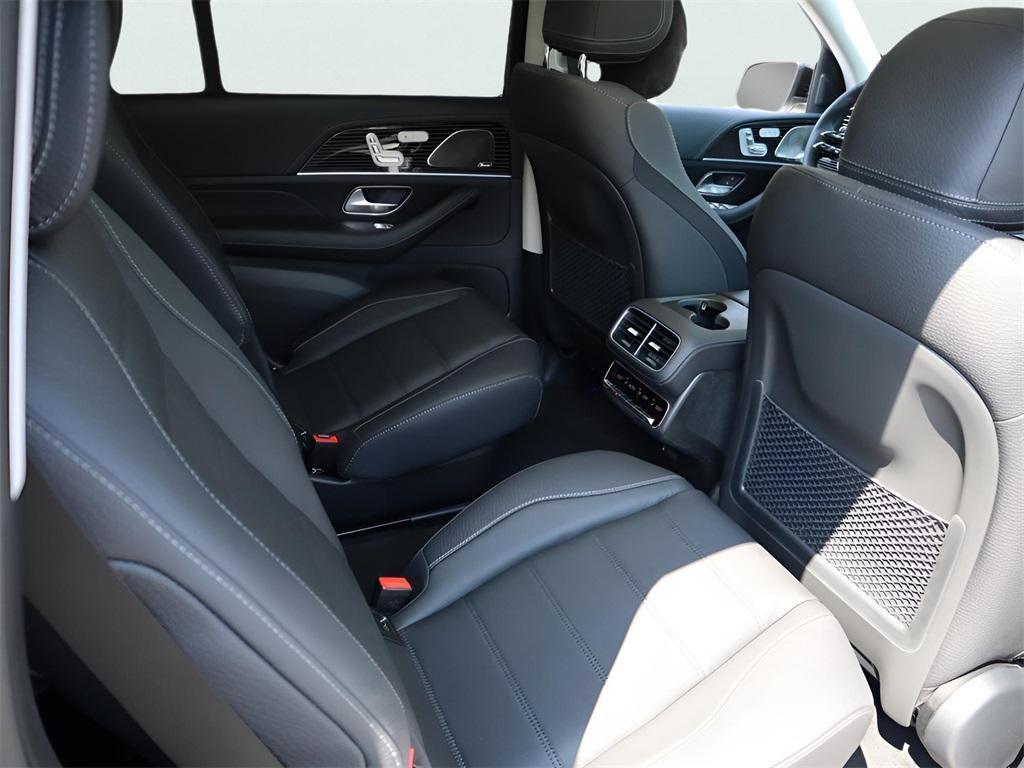 new 2026 Mercedes-Benz GLS 450 car, priced at $108,305