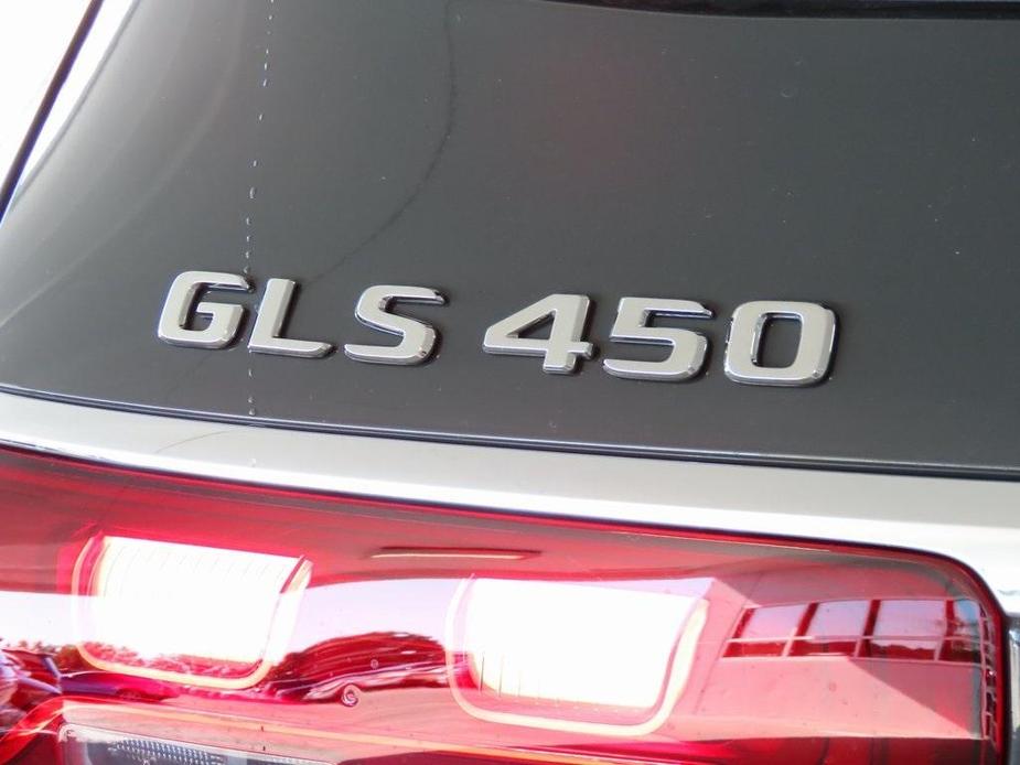 new 2025 Mercedes-Benz GLS 450 car, priced at $117,090