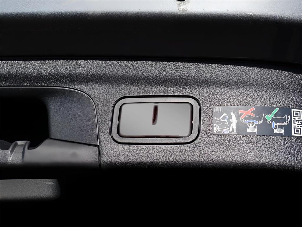 new 2026 Mercedes-Benz GLE 350 car, priced at $71,165