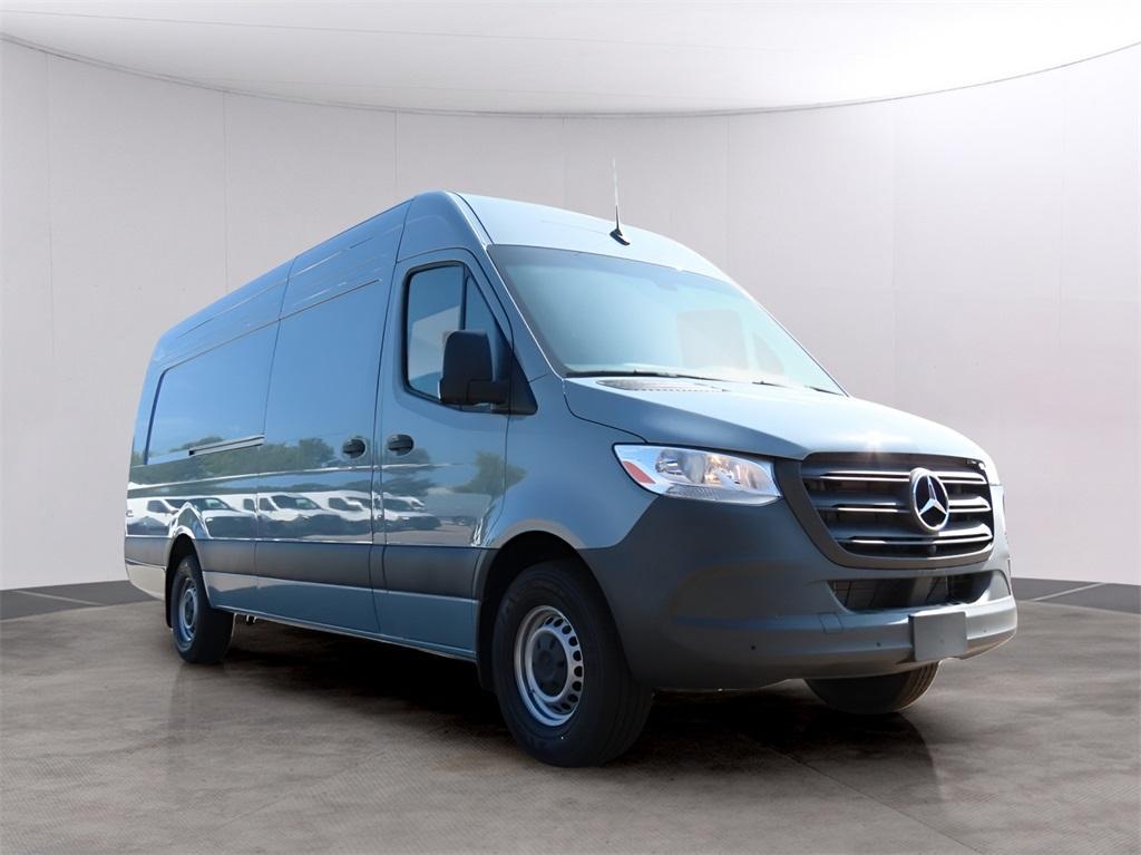 new 2024 Mercedes-Benz Sprinter 2500 car, priced at $67,009