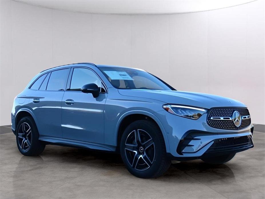 new 2025 Mercedes-Benz GLC 300 car, priced at $65,780