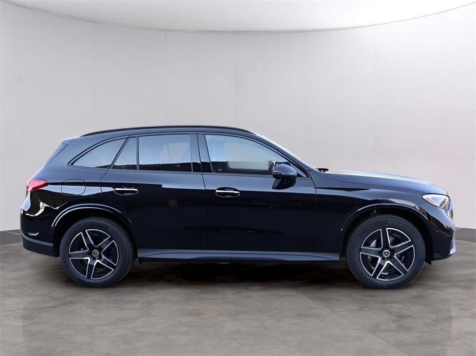 new 2025 Mercedes-Benz GLC 300 car, priced at $65,115