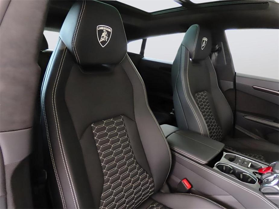 used 2023 Lamborghini Urus car, priced at $279,977