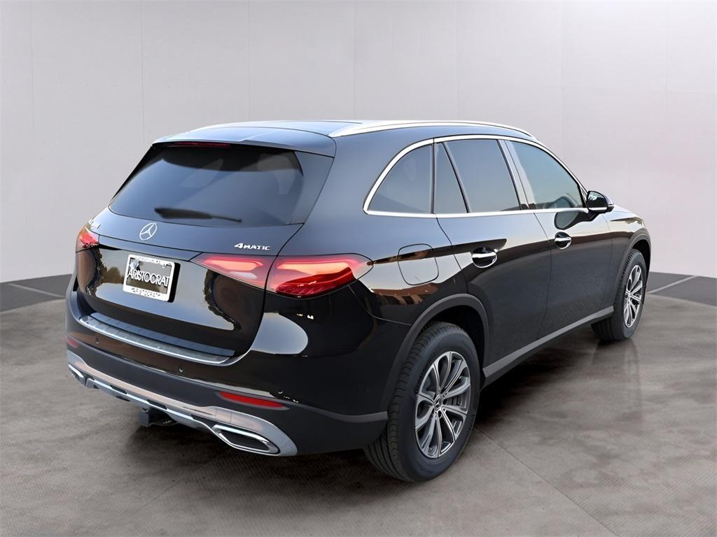 new 2025 Mercedes-Benz GLC 300 car, priced at $59,835