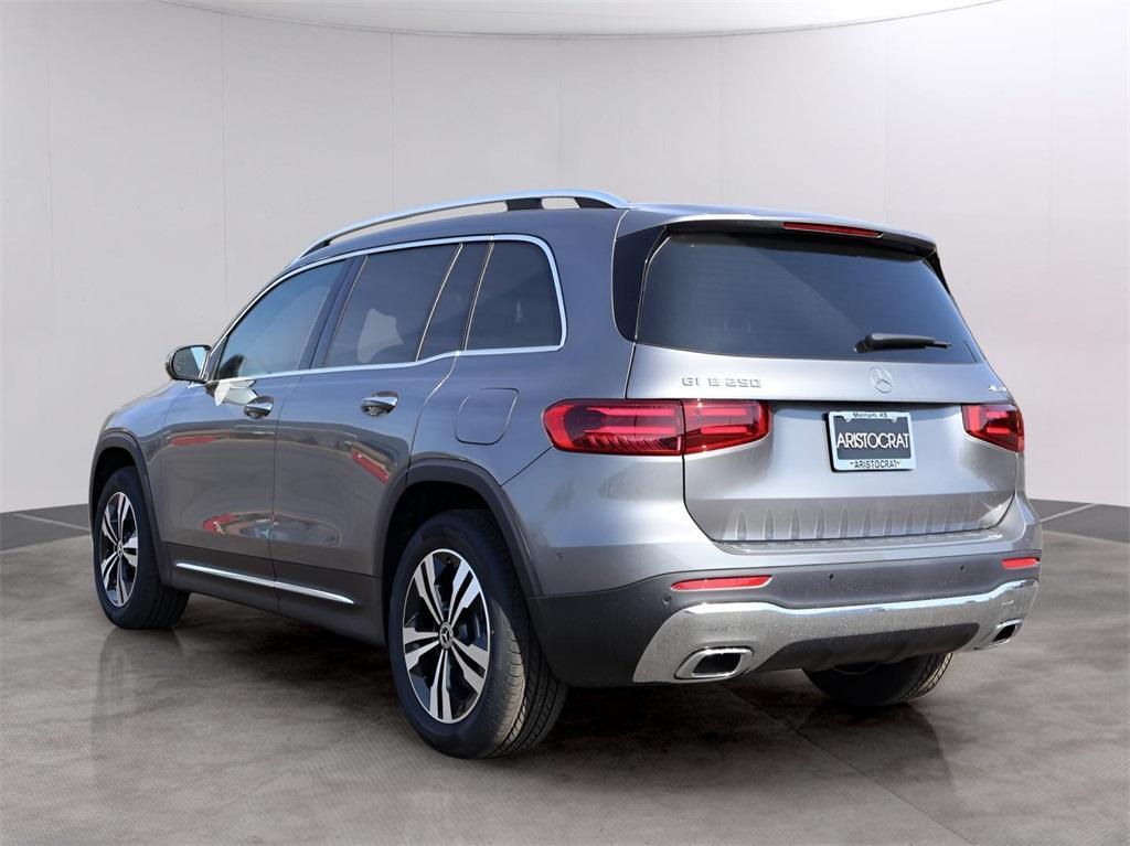 new 2025 Mercedes-Benz GLB 250 car, priced at $54,100