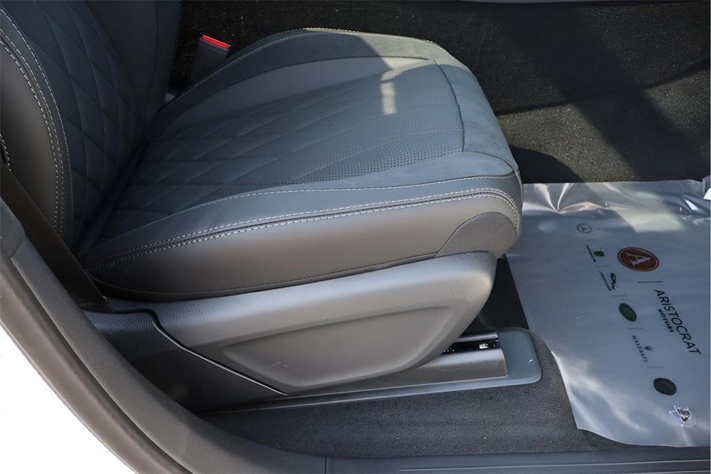 new 2025 Mercedes-Benz AMG GLE 63 car, priced at $146,360