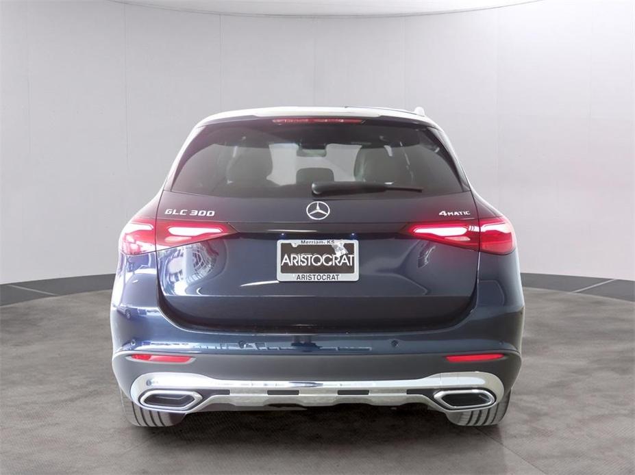 new 2024 Mercedes-Benz GLC 300 car, priced at $56,505