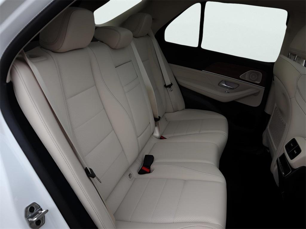 new 2026 Mercedes-Benz GLE 450 car, priced at $81,455