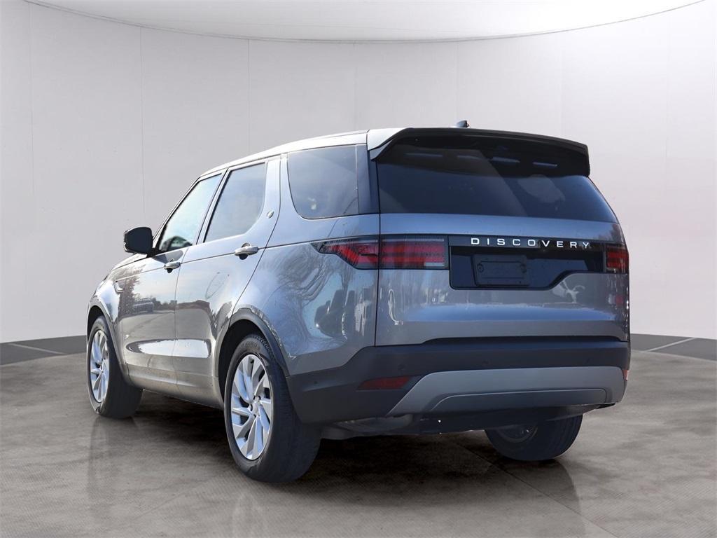 used 2025 Land Rover Discovery car, priced at $56,977