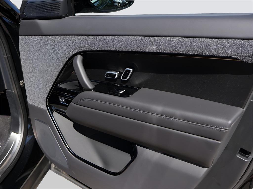 new 2025 Land Rover Range Rover Sport car, priced at $128,515