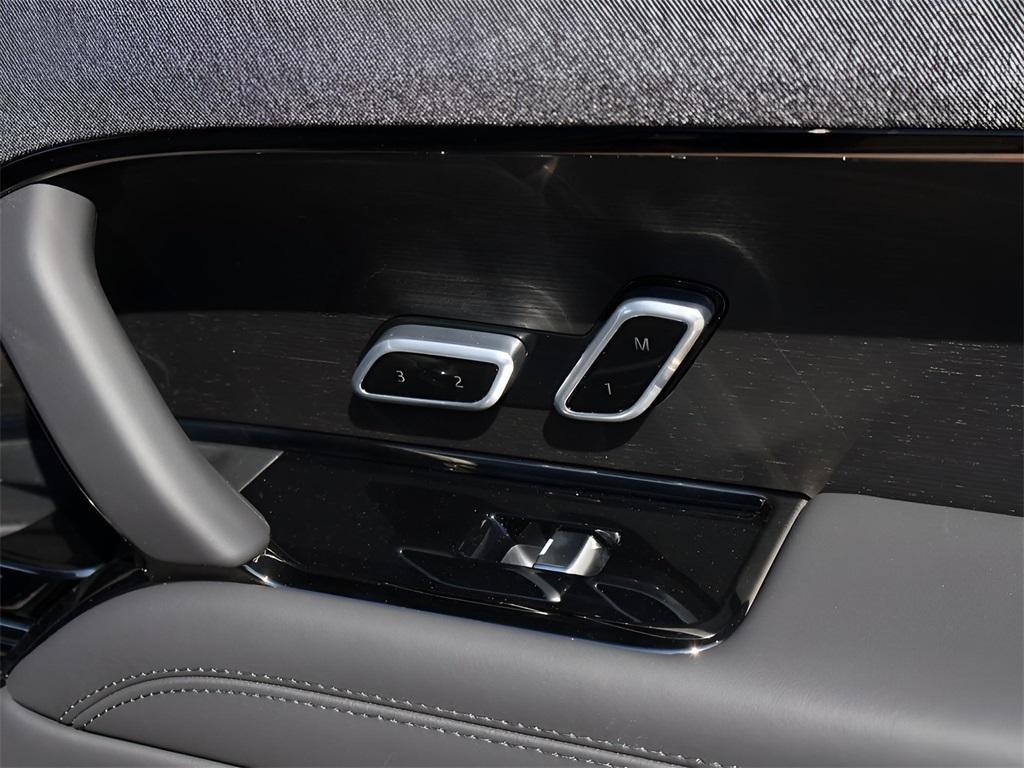 new 2025 Land Rover Range Rover Sport car, priced at $128,515