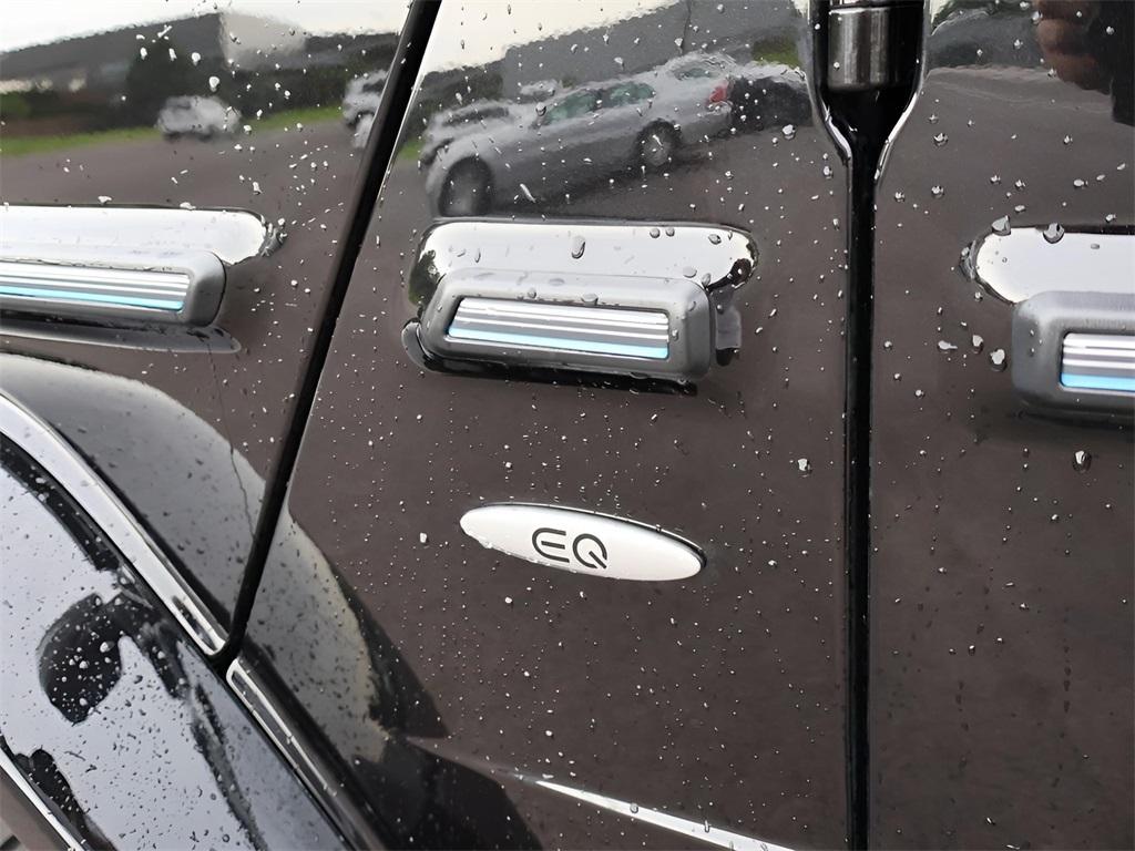 new 2025 Mercedes-Benz G-Class car, priced at $181,600