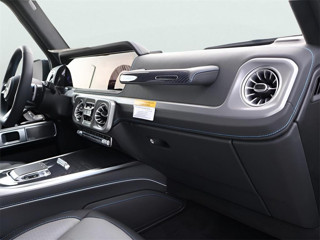new 2025 Mercedes-Benz G-Class car, priced at $181,600
