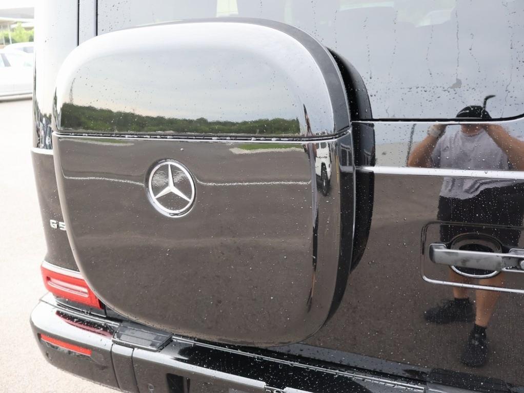 new 2025 Mercedes-Benz G-Class car, priced at $181,600