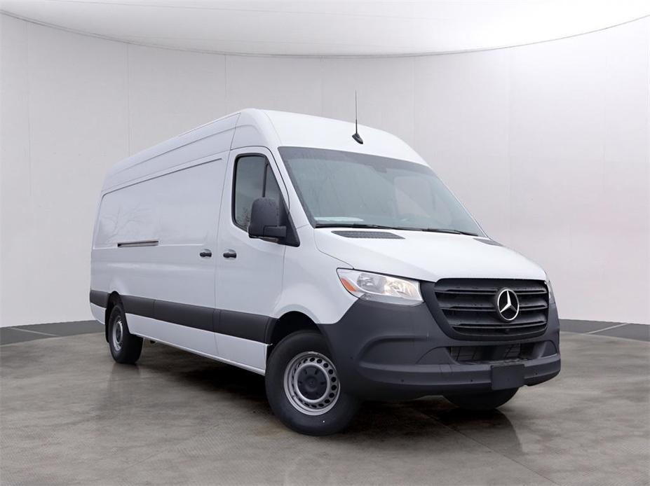 new 2024 Mercedes-Benz Sprinter 2500 car, priced at $66,726