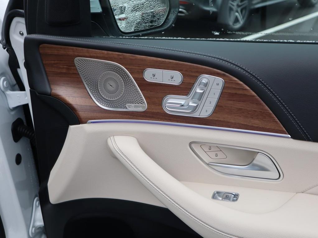 new 2026 Mercedes-Benz GLS 450 car, priced at $106,215