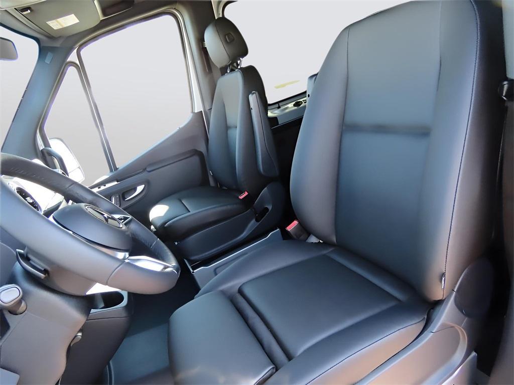 new 2025 Mercedes-Benz Sprinter 2500 car, priced at $80,586