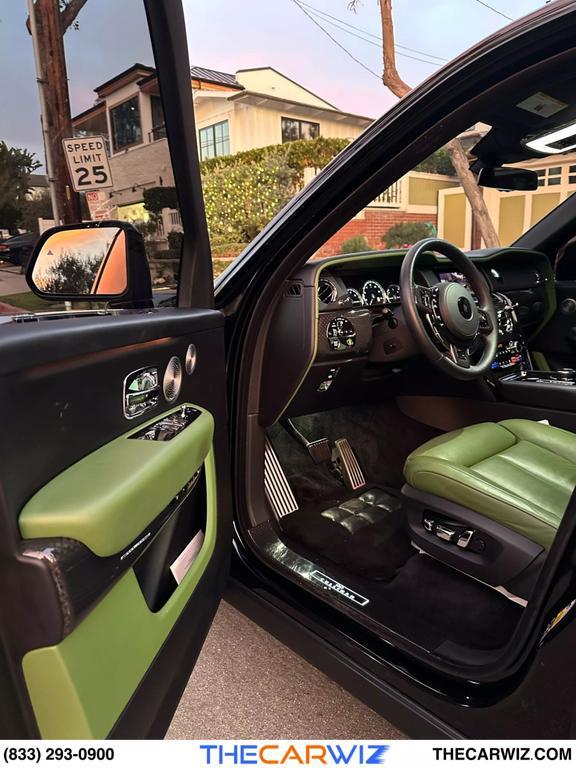 used 2023 Rolls-Royce Cullinan car, priced at $355,000