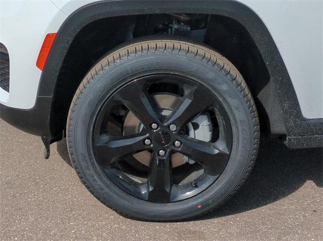 new 2024 Jeep Grand Cherokee car, priced at $48,030