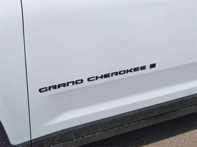 new 2024 Jeep Grand Cherokee car, priced at $48,030