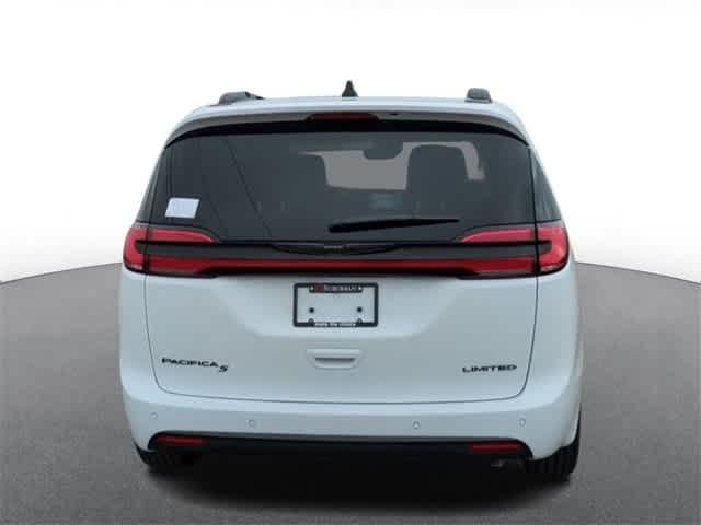 new 2024 Chrysler Pacifica car, priced at $43,106