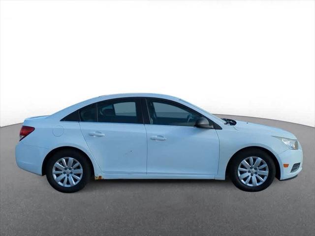 used 2011 Chevrolet Cruze car, priced at $3,575