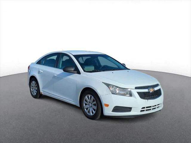 used 2011 Chevrolet Cruze car, priced at $3,575