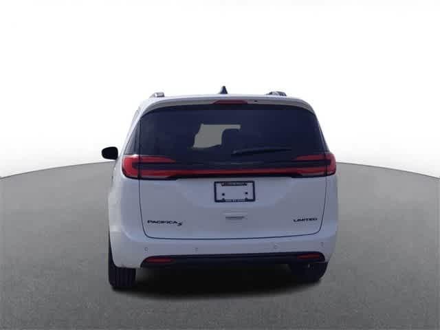 new 2024 Chrysler Pacifica car, priced at $46,106