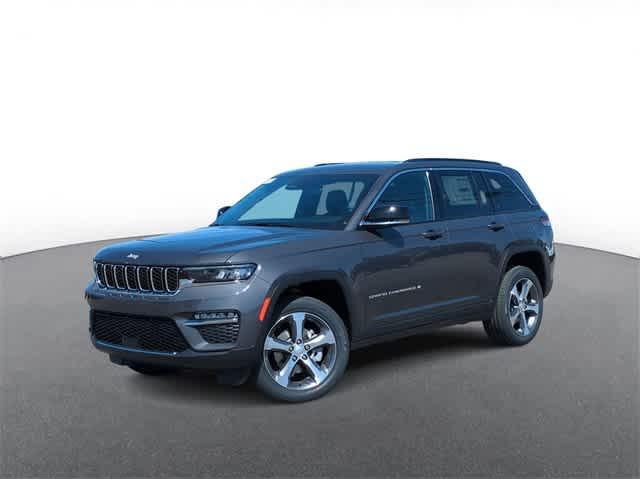 new 2024 Jeep Grand Cherokee car, priced at $46,305