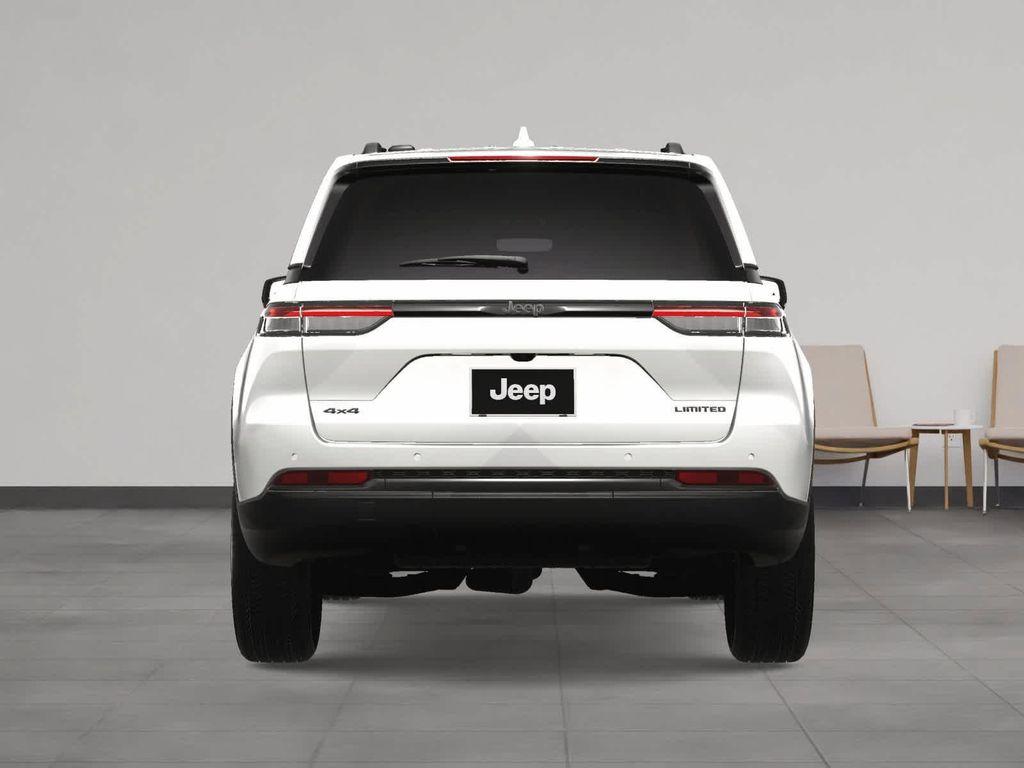 new 2025 Jeep Grand Cherokee car, priced at $46,545