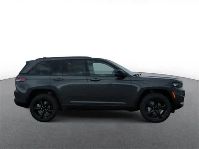 new 2024 Jeep Grand Cherokee car, priced at $49,939