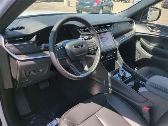 new 2024 Jeep Grand Cherokee car, priced at $47,030