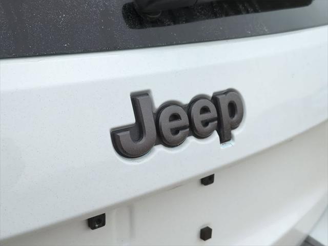 used 2021 Jeep Grand Cherokee car, priced at $29,875