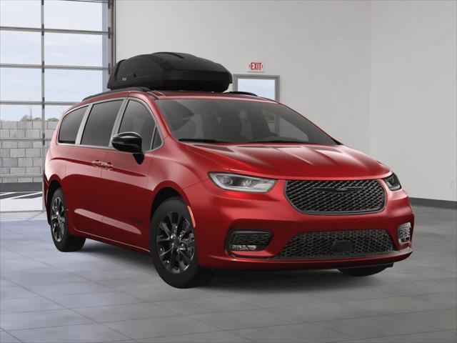 new 2025 Chrysler Pacifica car, priced at $44,761