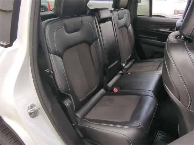 used 2022 Jeep Grand Cherokee car, priced at $33,250