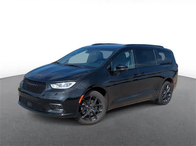 used 2021 Chrysler Pacifica car, priced at $36,300