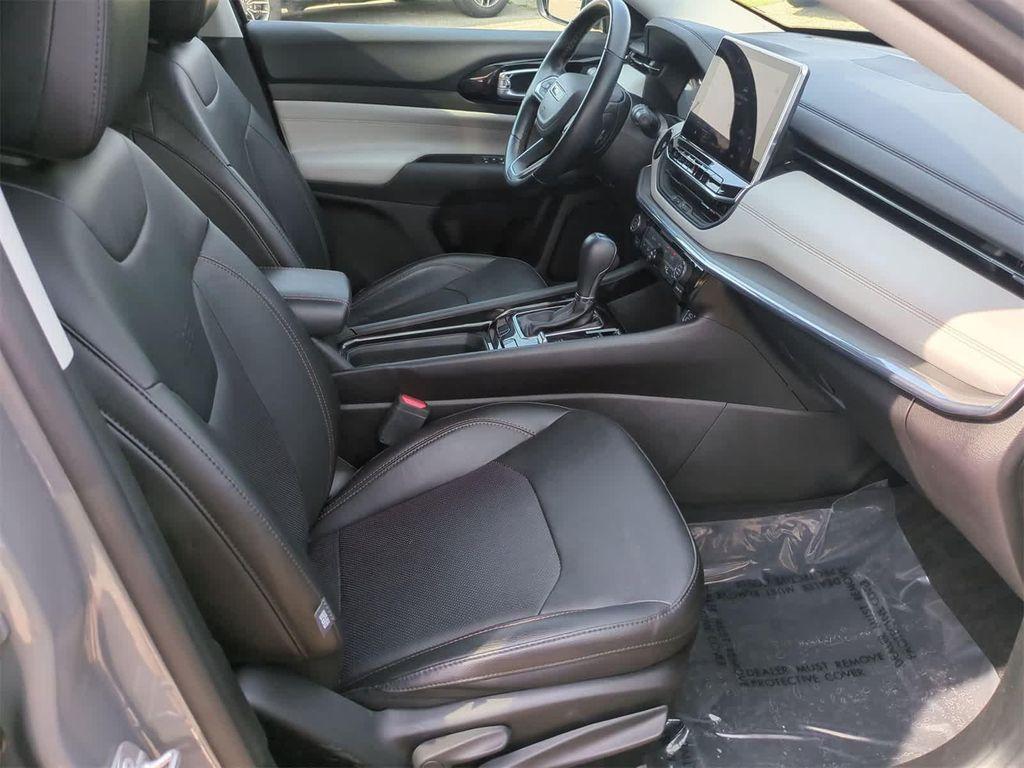 used 2022 Jeep Compass car, priced at $22,645