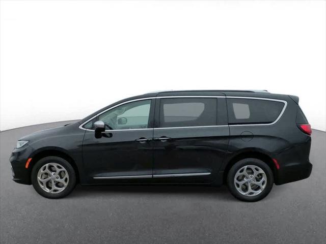 used 2021 Chrysler Pacifica car, priced at $27,325