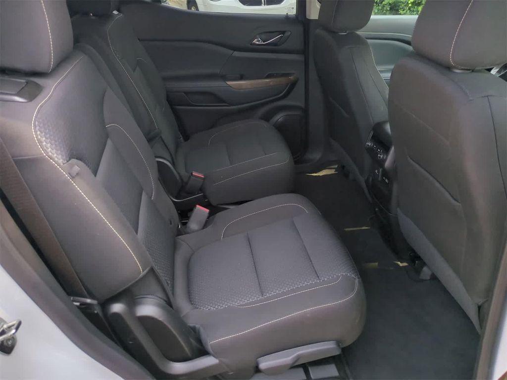 used 2023 GMC Acadia car, priced at $28,725