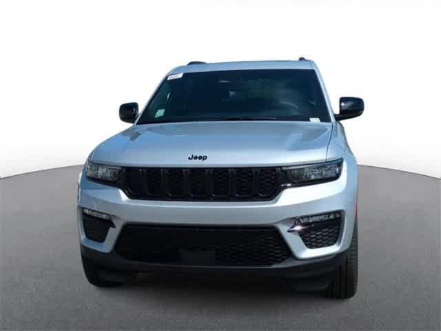 new 2024 Jeep Grand Cherokee car, priced at $49,689